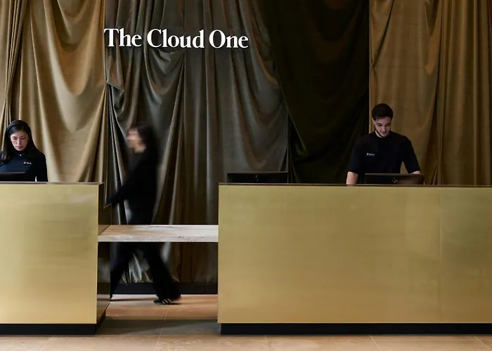 Cloud One -Staatsoper