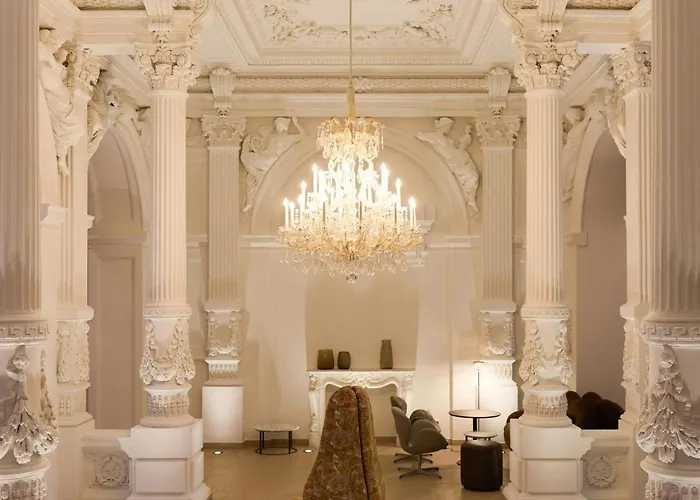 Cloud One -Staatsoper